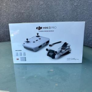 Brand New Dji mini 3 pro, comes with fly more kits and remote control